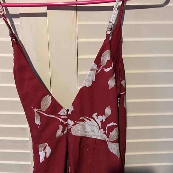 Morning mist red floral tropical romper designed in Australia size 6 - Picture 3 of 5